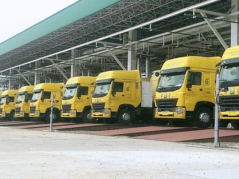 Le premier lot de 200 tracteurs GNL a été livré au client, et SINOTRUK est la seule marque de camions lourds à entrer en service par lots de GNL au Nigéria